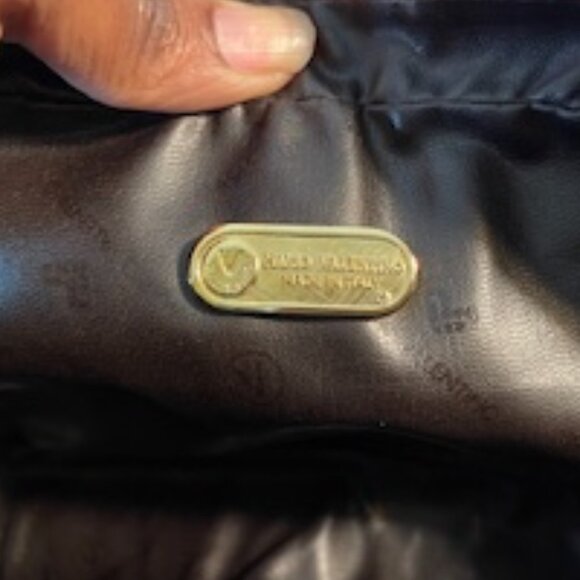 MARIO VALENTINO, AUTHENTIC EUC V LOGO PVC LEATHER CLUTCH HANDBAG - Picture 9 of 10